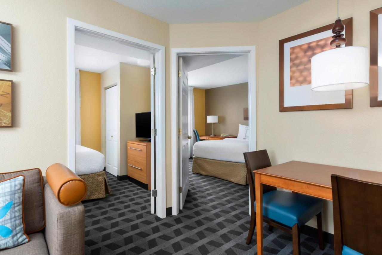 Mainstay Suites Mt Laurel - Philadelphia Mount Laurel Exterior foto